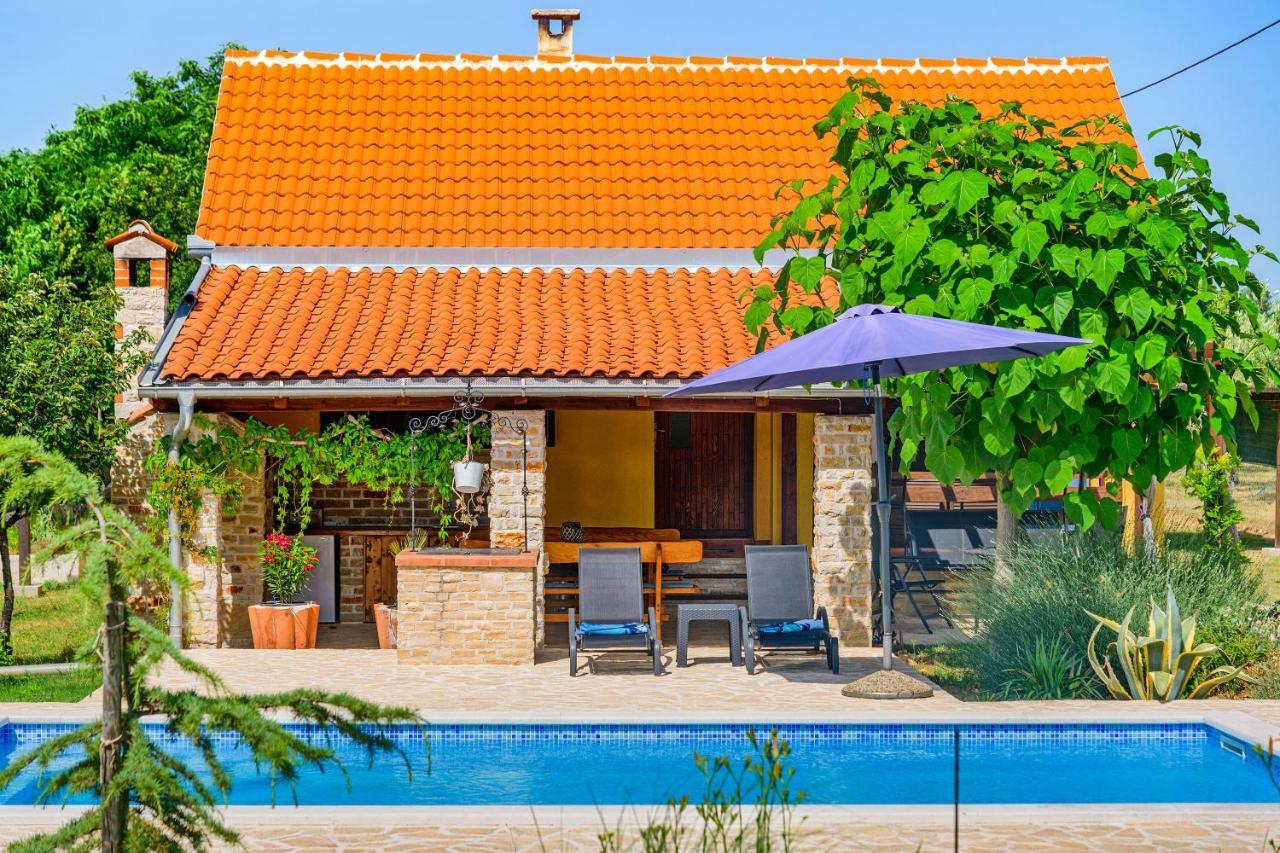 הוילה Smokovic Sunny House מראה חיצוני תמונה