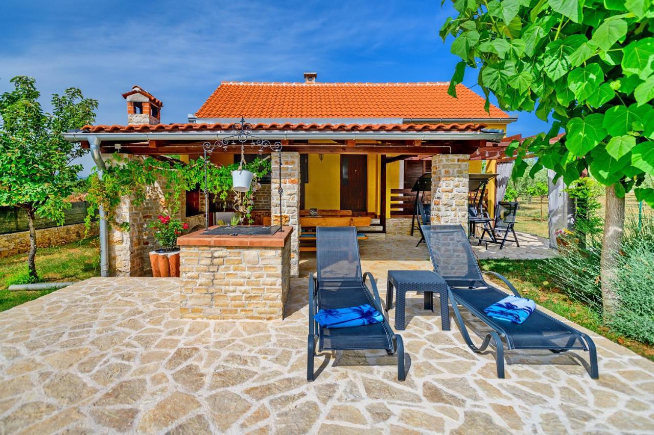 הוילה Smokovic Sunny House מראה חיצוני תמונה