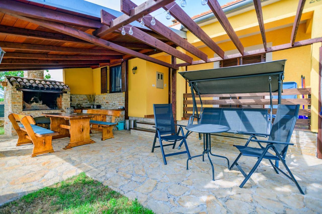 הוילה Smokovic Sunny House מראה חיצוני תמונה