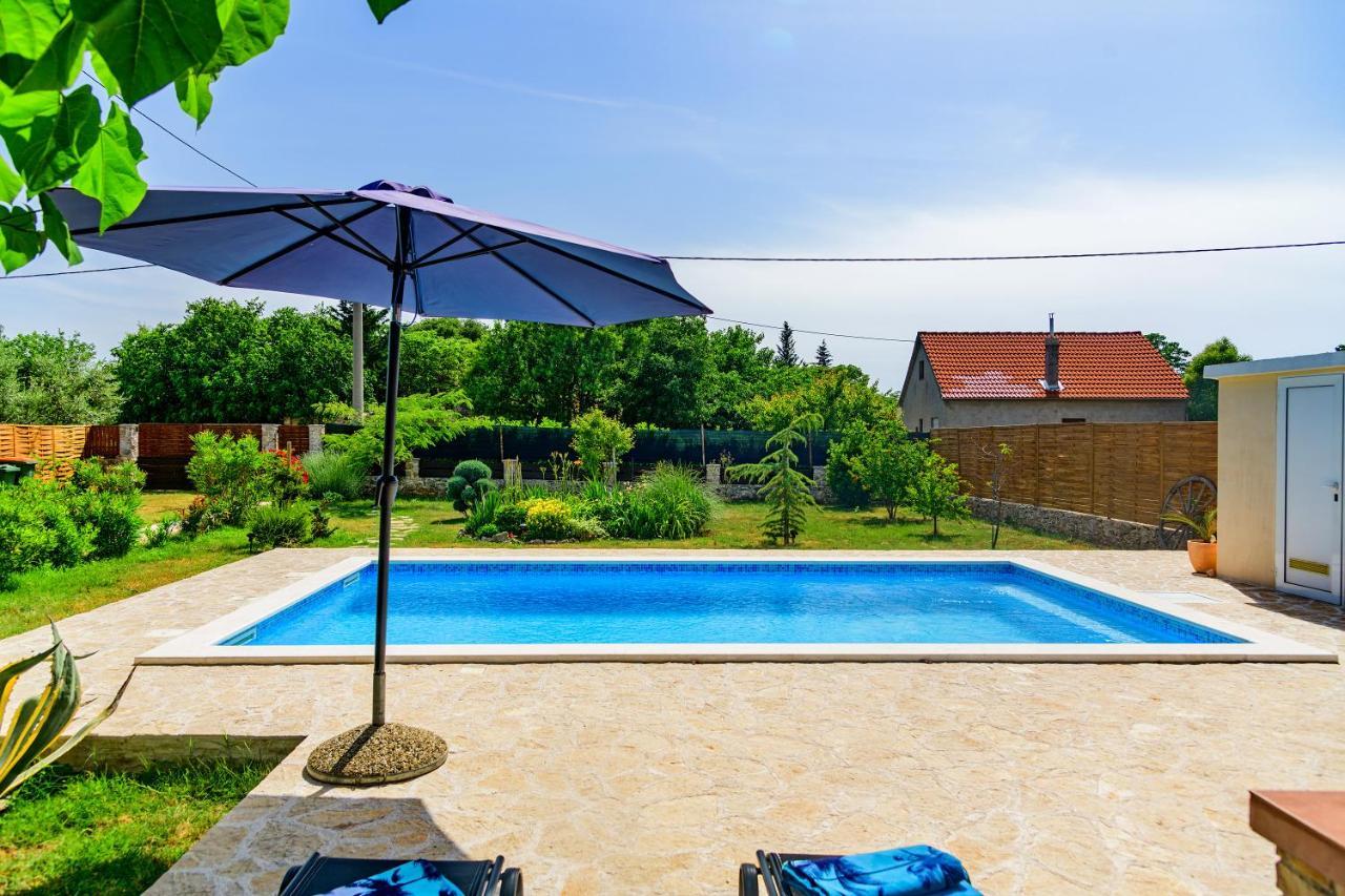הוילה Smokovic Sunny House מראה חיצוני תמונה